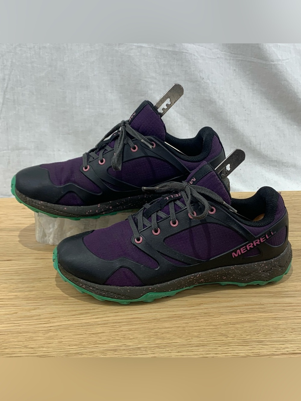 Merrell Altalight Youth Kid’s Size 5 Hiking Shoes Purple Gray